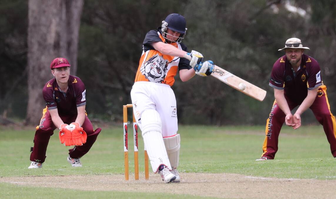 GOING THE SLOG: Wagga RSL's Sam Perry has confidence in the team Wagga will put on the paddock this weekend for the Regional Bash Twenty20 tournament. Picture: Les Smith