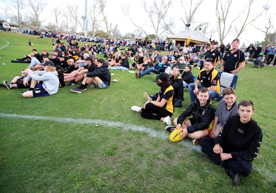 HOME OF FINALS: The grand final crowd at Narrandera Sportsground in 2019. The Riverina League decider will be played there again this year. Picture: Les Smith