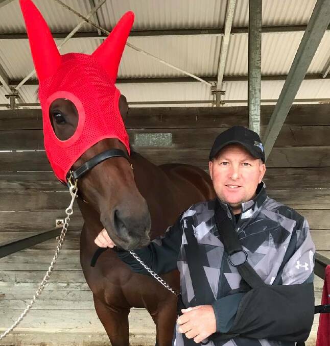 Goulburn trainer Scott Collings and exciting sprinter Bombdiggity.
