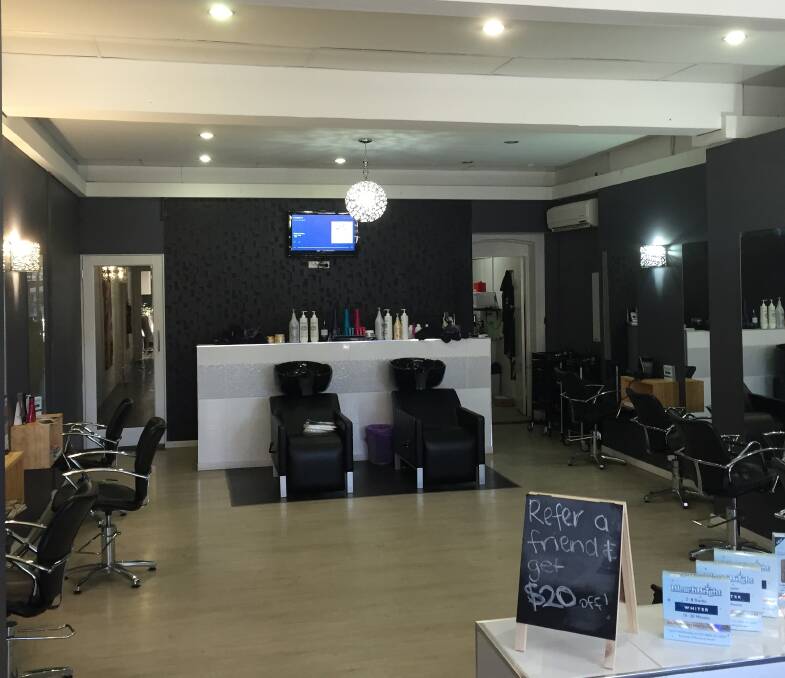1/114 Fitzmaurice Street: Ready to re-open as a hairdressing salon, the building has a large open area, two treatment rooms, amenities and a storeroom.