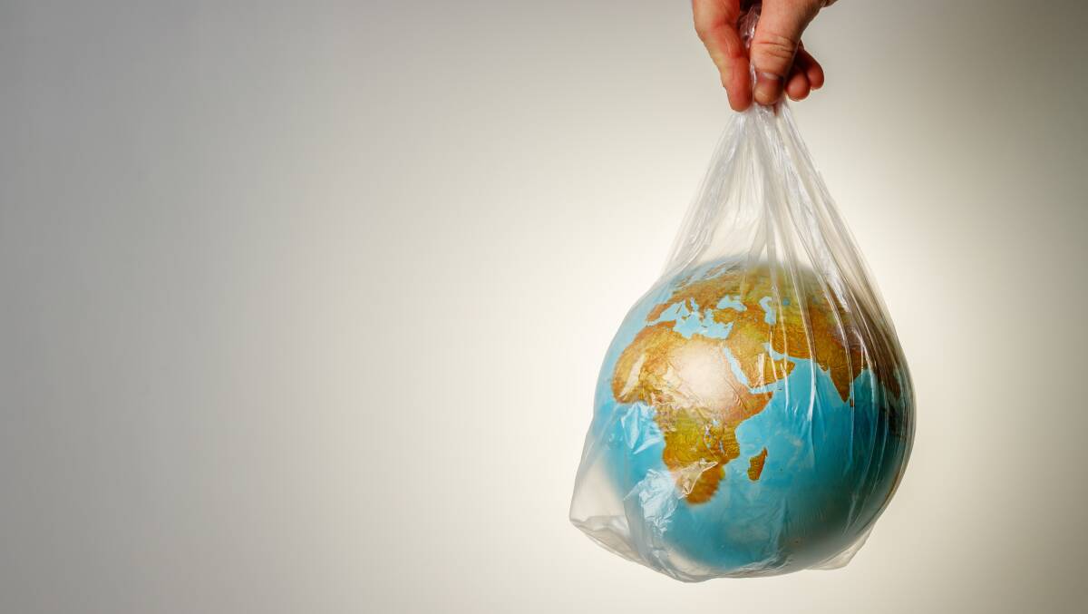 Wagga's major supermarkets have taken steps to encourage shoppers to re-use bags for more than 12 months. Picture: Shutterstock