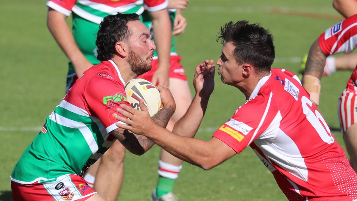 Mudgee's Jack Littlejohn lines up Wagga Brothers' Dylan McLachlan in the second round of the 2019 West Wyalong Knockout. Picture: Les Smith