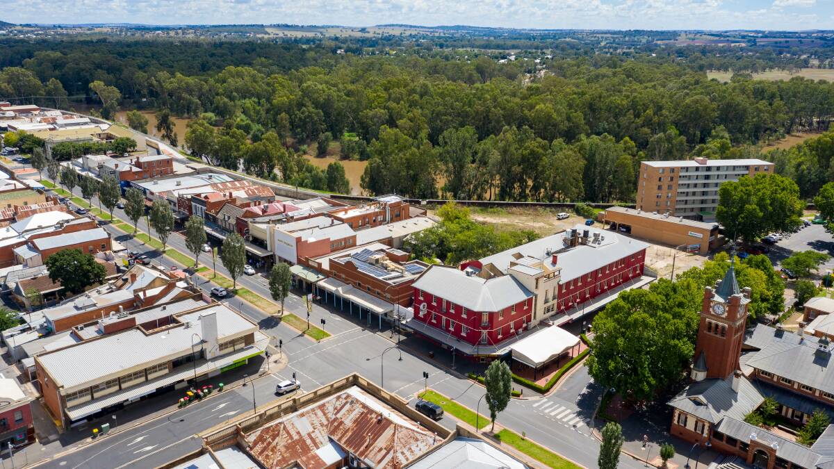 Romano's Hotel sale likely to attract buyers from across NSW