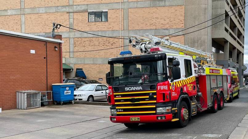 A dozen people evacuated from Baylis Street shop after fire