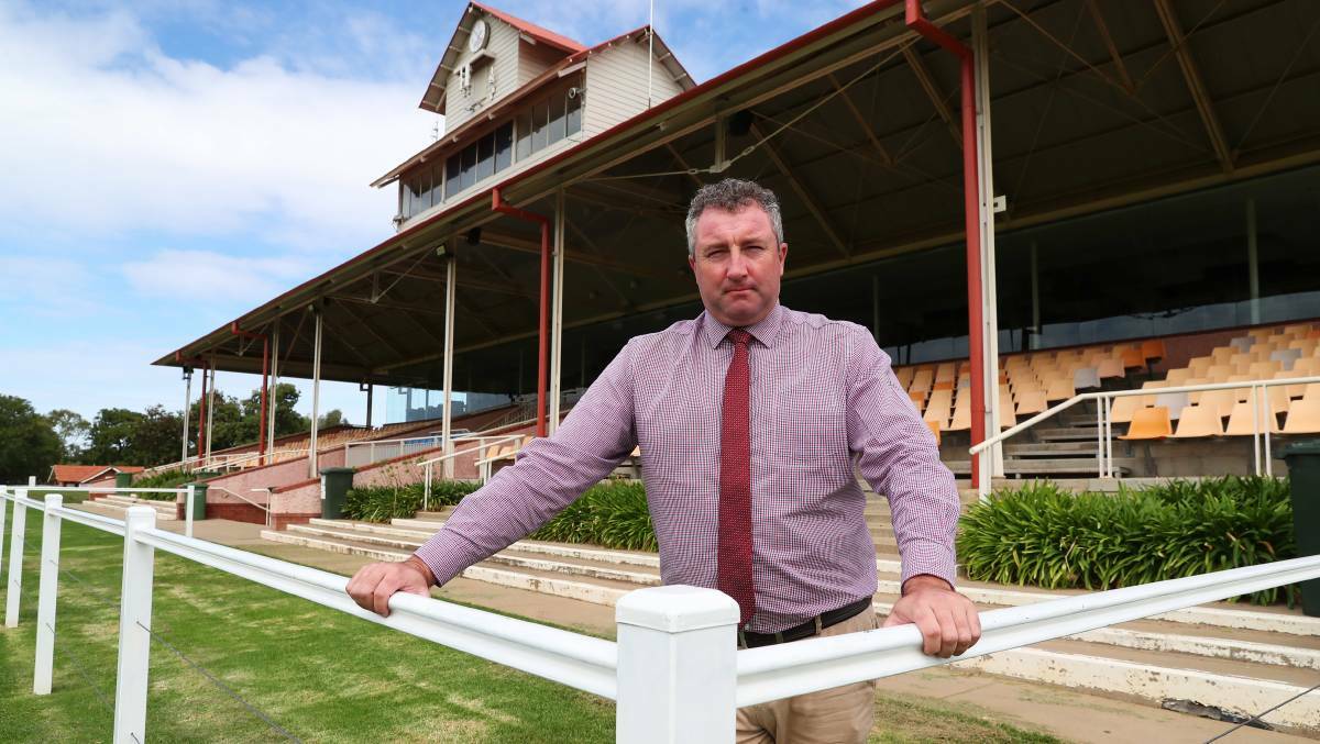 EMPTY FEELING: Murrumbidgee Turf Club chief executive Steve Keene in front of the club's grandstand, which was closed to the public for the Wagga Gold Cup meeting in 2020.