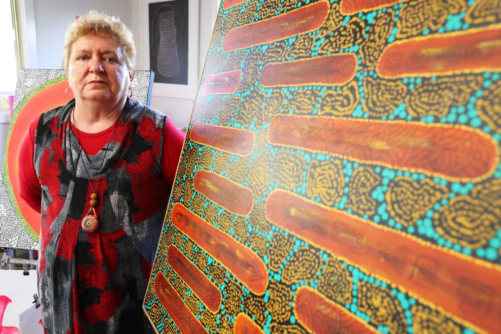 CALLS FOR CHANGE: Wagga artist and Wiradjuri elder Aunty Kath Withers is urging lawmakers to ban the sale of fake Aboriginal art and artifacts. 