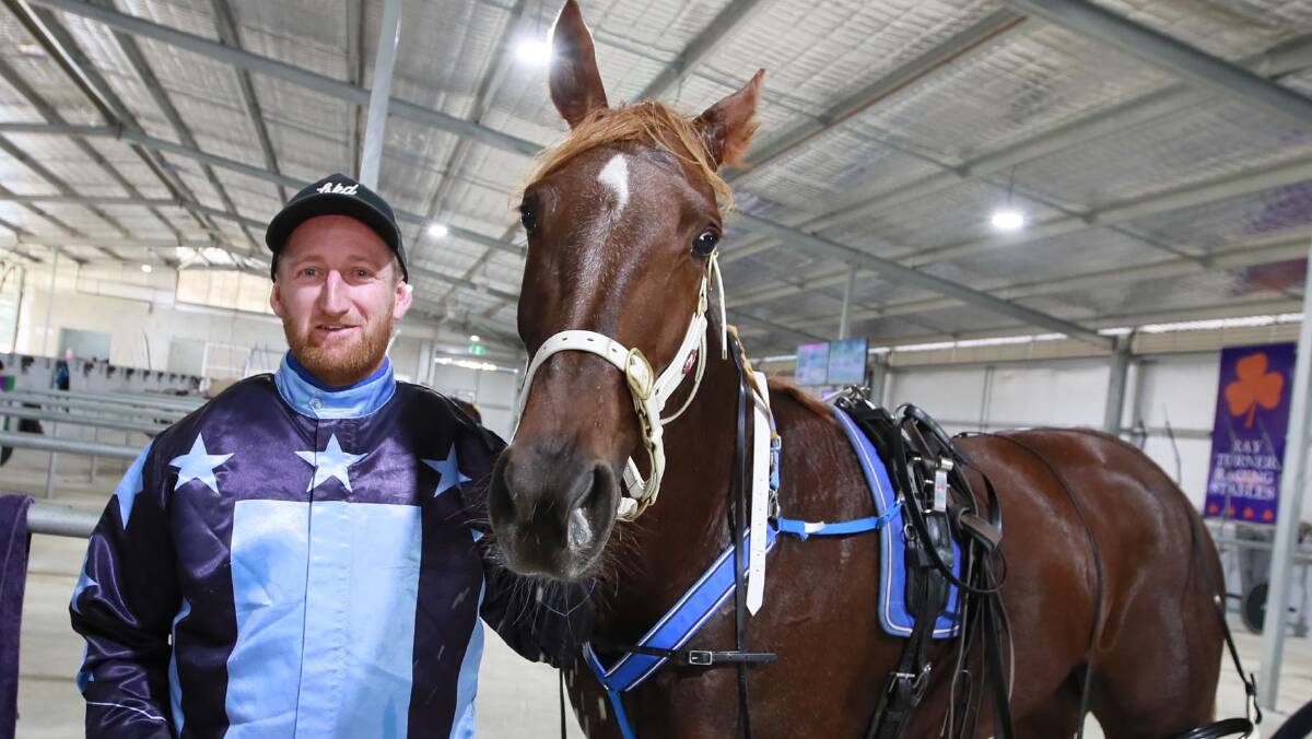 Jackson Painting and David Kennedy combined for another double at Riverina Paceway on Monday.