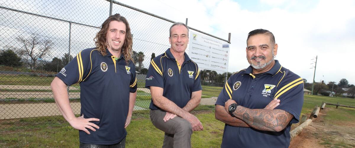 NEW TEAM: Kooringal Colts captain Keenan Hanigan and president Rob Etchells welcome new coach Craig Footman on board. Picture: Les Smith