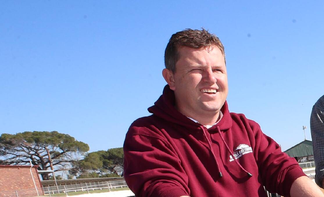 Wagga Greyhound Club will hold a 10-race card on Sunday with racing manager John Patton relieved over the forecast change.