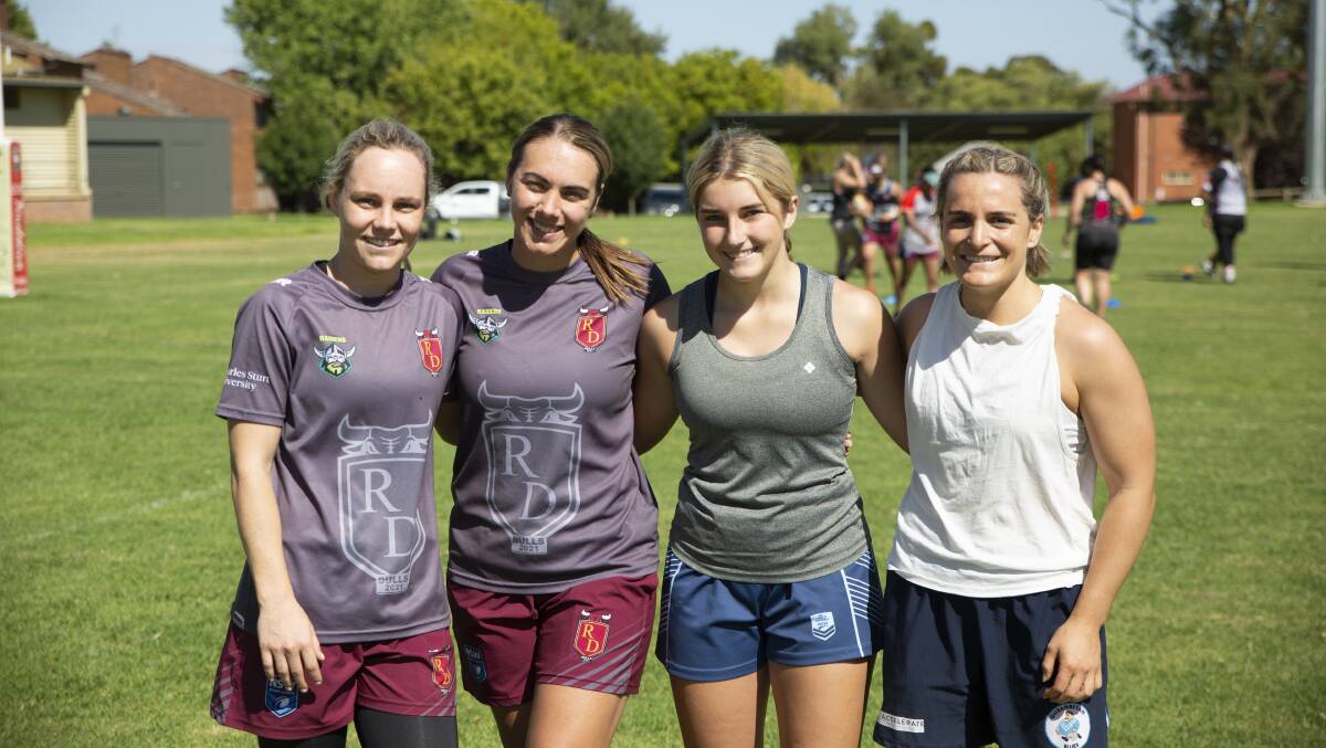 Sophie Gaynor, Elise Smith, Milly Lucas and Gabe Knight at Riverina women's training earlier this year.