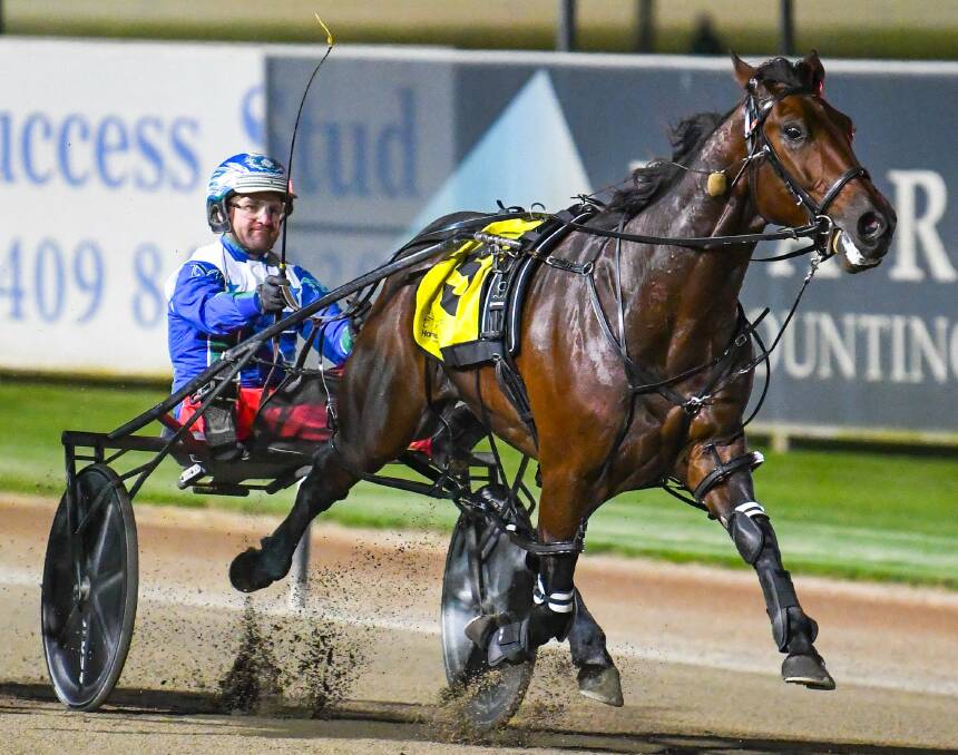 Luke McCarthy steers Mossman to victory in the Menangle Country Series Final on Saturday night. 