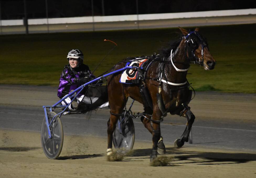 WINNING WAYS: Molly Turton was successful aboard Rocky Branach for Ellen Bartley at Leeton on Tuesday. Picture: Courtney Rees