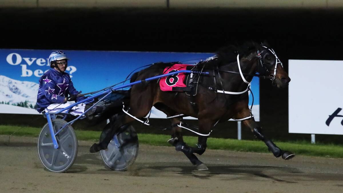 Brooklyns Best winning her heat of the group one series.