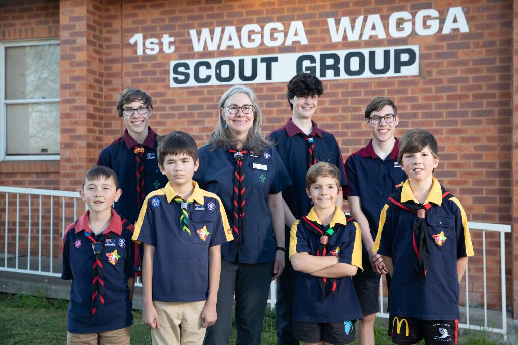 Scout and group leader at 1st Kooringal Tracy O'sborne with Edward O'sborne, 15, Ethan O'Halloran, 15, William O'sborne, 15, Jack Papatodori, 7, Jimmy Estreich, 10, Brodie Metcalfe, 9, and Callum Metcalfe, 11 pictured outside 1st Wagga Scout Hall. Picture by Madeline Begley 