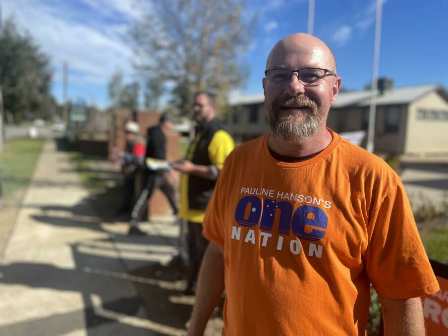 ELECTION DAY: One Nation candidate Richard Orchard has been handing out how to vote cards at North Wagga Public School. Picture: Monty Jacka