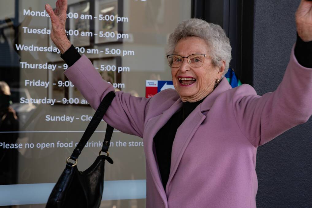  Coota Co-op was officially opened on Thursday, with 87-year-old Margaret Large having the privilege of cutting the ribbon. Picture by Scott Kelleher
