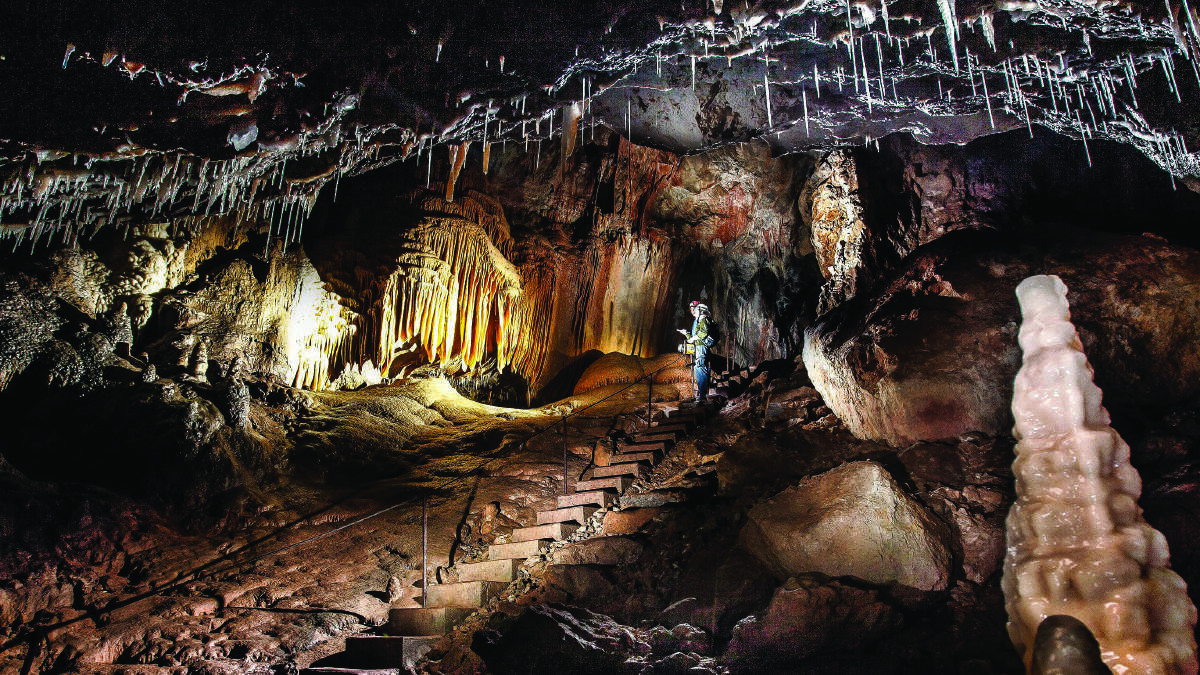 'Heartless' damage to Yarrangobilly Caves devastates locals