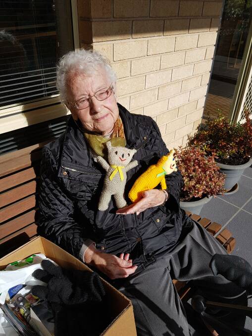 Wagga woman celebrates seven years of knitting for charity