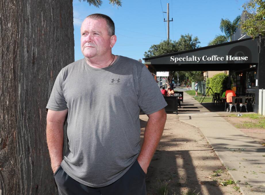 Kevin Kelly could not believe the contractors blocked access to the business, when he says they did not notify him. 