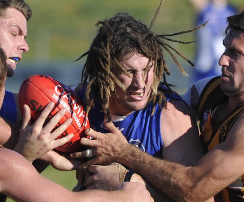Tim McAuley playing for Temora in the 2014 finals series