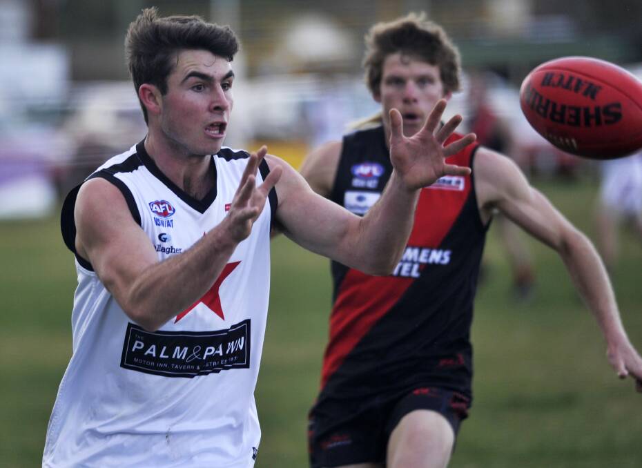 Jed Winter in action against the Bombers towards the back end of last season.
