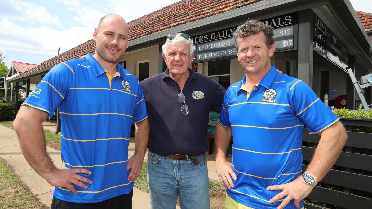 Jeremy Rowe, left, after being unveiled as MCUE coach late last year. (With club president Graeme Killalea and sponsor Sean O'Hara at the Farmers Home Hotel). 