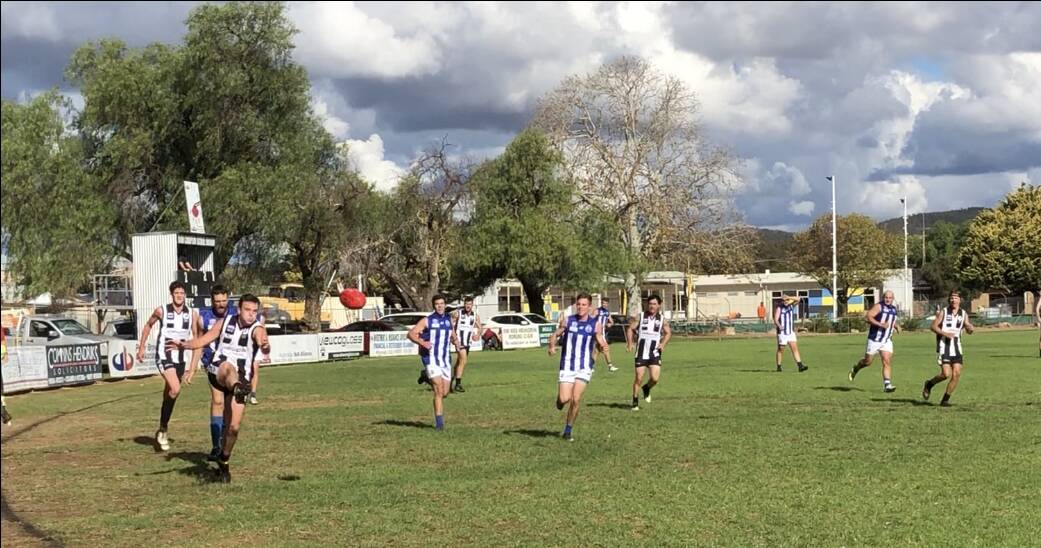 The Magpies on the attack early at Victoria Park, but they couldn't capitalise on their dominance of the first quarter. Picture: Peter Doherty