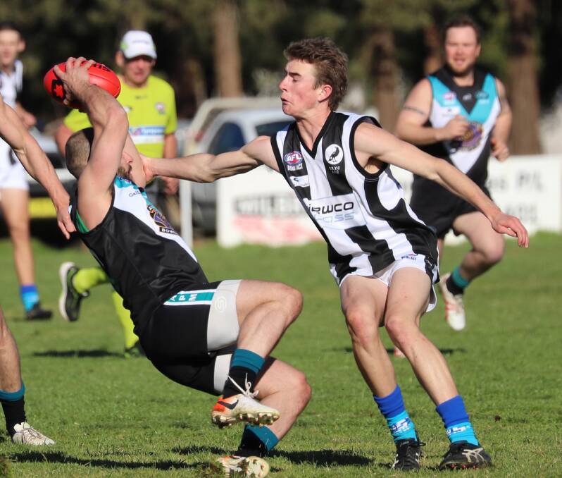 Osborne's Luke Fellows playing for The Rock-Yerong Creek seniors against the Northern Jets last year. 