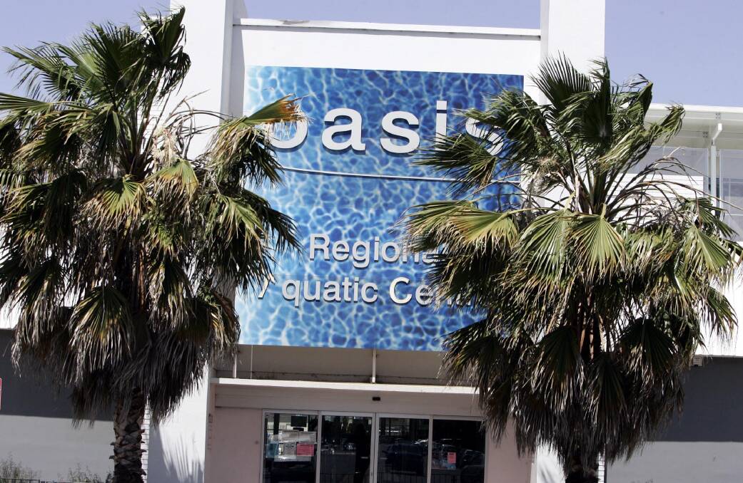 Calls to privatise Oasis Aquatic Centre. 