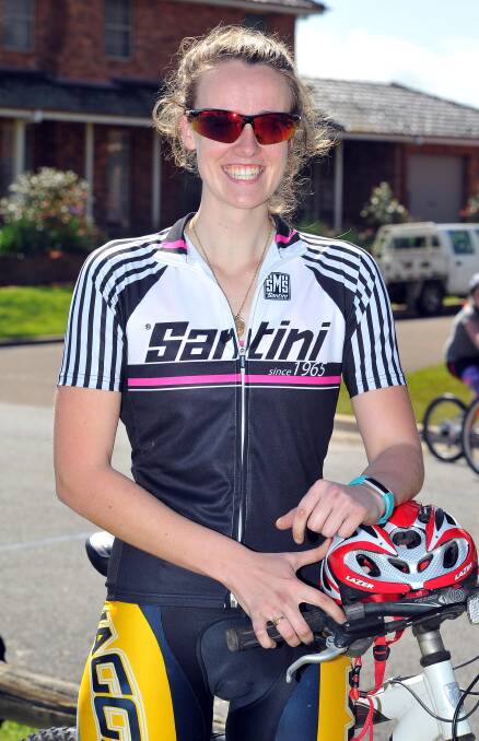 SUNSHINE: Edwina Funnell, 18, from Wagga, had a ball during the Wagga Lake Run and Ride. Picture: Kieren L Tilly