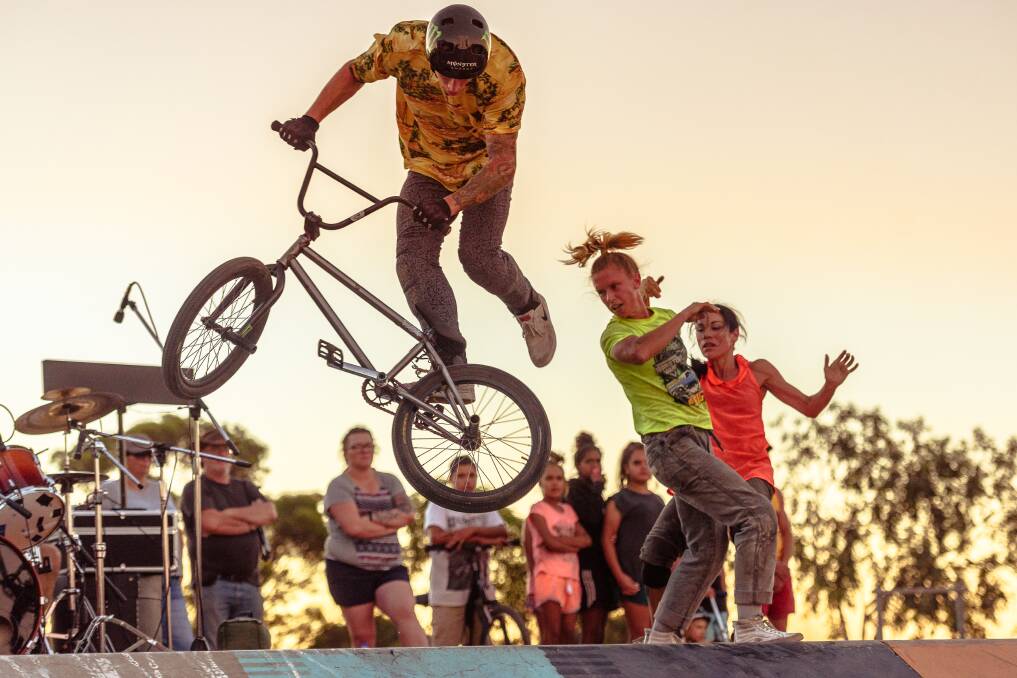 FLYING: With a live drummer driving the action, bodies and wheels collide, race each other, and blur into one – Branch Nebula and its team of professional skaters, BMX riders, dancers and parkourists have wowed audiences across the globe.