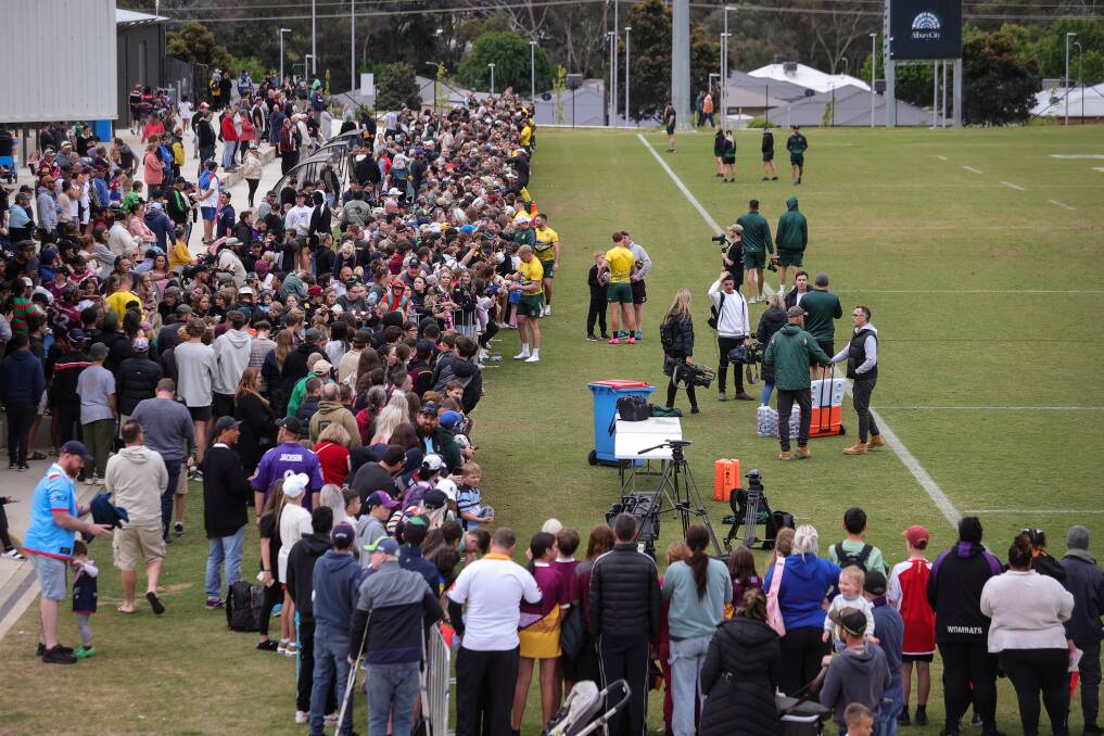 The Australian rugby league team - world champions the Kangaroos - pulled a bumper crowd to a training session at Lavington Sportsground No. 2 on Sunday, with a stream of fans lining up for autographs. Picture by James Wiltshire