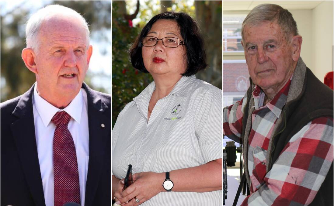 Wagga mayor Greg Conkey and residents Denise Ma and Craig Couzens support the decision to reverse the controversial decision. 