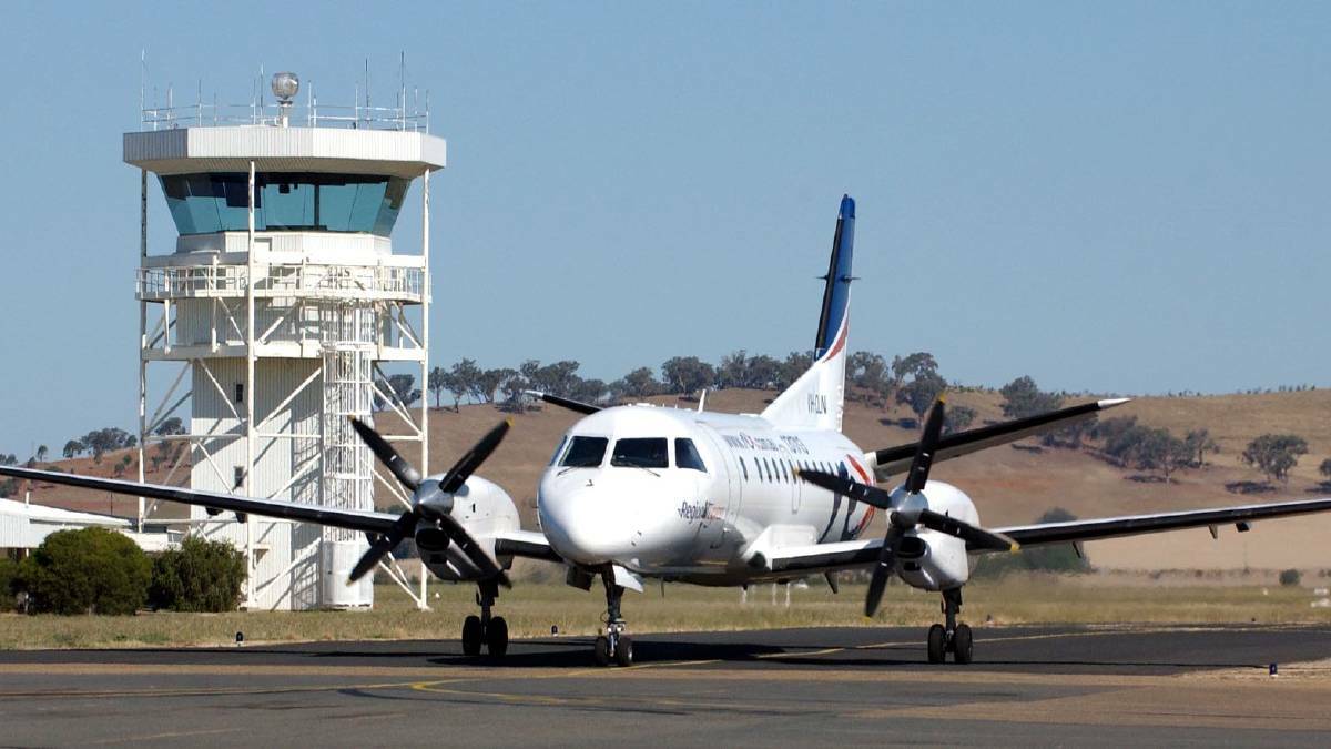 Wagga flights 'rarely' stay on schedule says frequent-flyer
