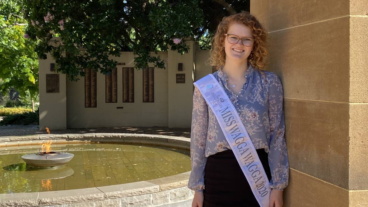 REIGN CONTINUES: Miss Wagga Hannah Smith will continuing representing the quest next year. Picture: Daina Oliver 
