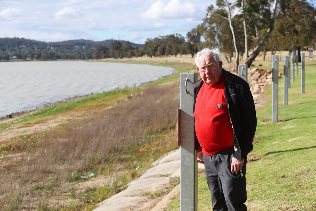 HIGH ALERT: Lake Albert resident and founder of the Friends of the Lake group Robert Lazzarini says a repeat of the infamous fish deaths of 2010 are inevitable unless more water is added to the lake. Picture: Emma Hillier