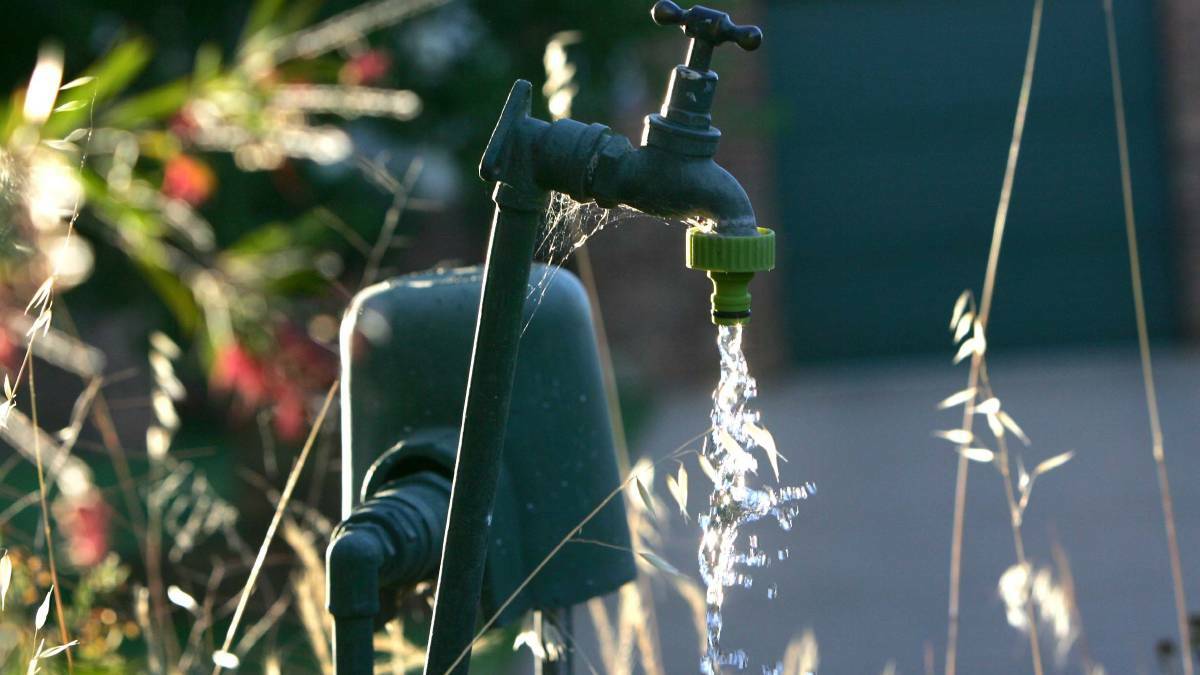 Riverina Water proposes freeze on water charges to ease burden