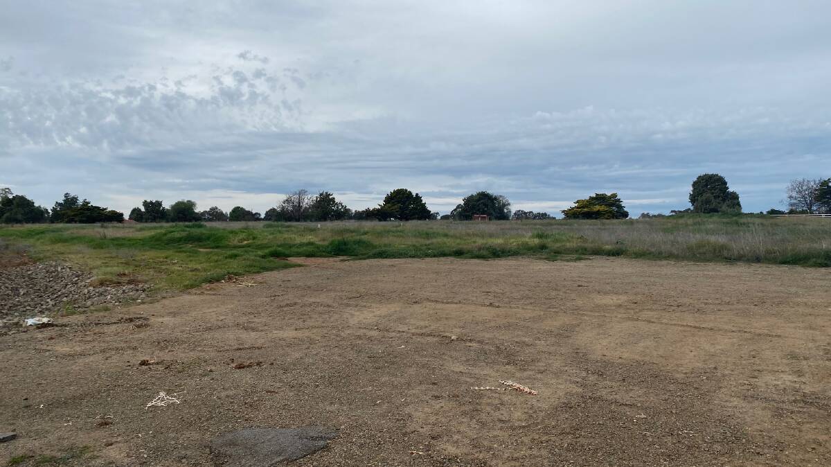 GROWTH: The empty land south of Elizabeth Avenue at Forest Hill has been eyed off for development, which could create an alternative to the popular northern suburbs. Picture: Daina Oliver