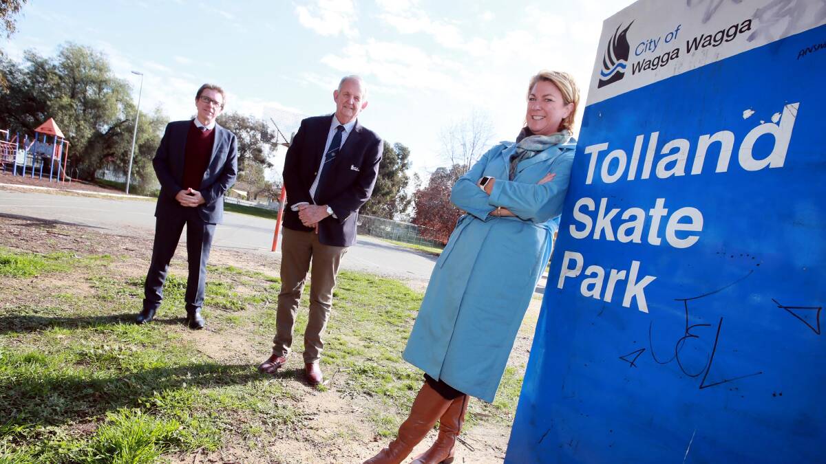 RENEWAL: Wagga MP Joe McGirr, Mayor Greg Conkey and Housing and Property Minister Melinda Pavey. Picture: Les Smith