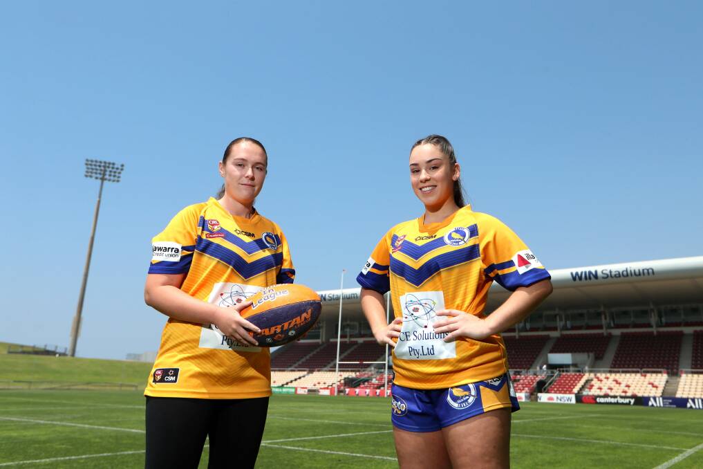 STEPPING UP: Dapto's Courtney Crawford and Ashleigh Slatter will be part of the Canaries first November Nines team on Saturday. Picture: Sylvia Liber.