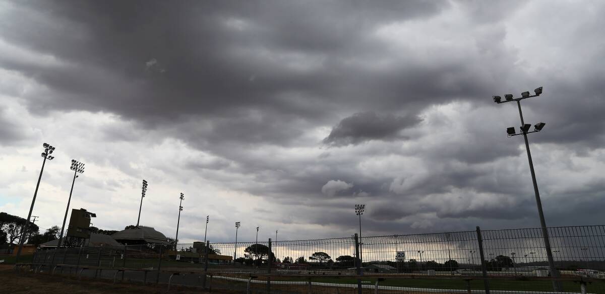 LEADEN SKIES: Storm clouds rolled across Wagga, bringing much-needed and welcomed rain to the city. Picture: Emma Hillier