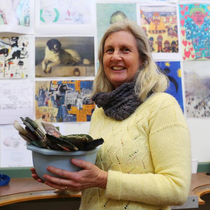 Merrin Moran, a senior physiotherapist with Wagga Aged and Extended Care Services, is blending art and therapy.