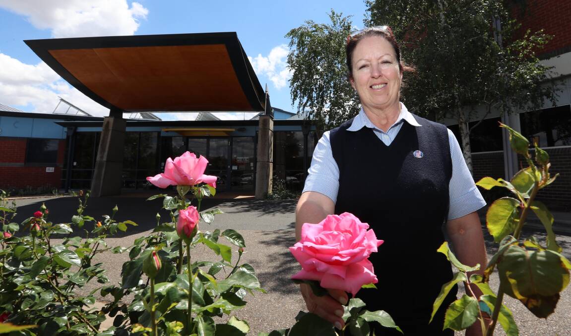BEATING CANCER: Deana Woods will be one of 13 women competing in the Hopes 'n' Dreams Pink Lady Classic at Tarcutta on Saturday. Picture: Les Smith