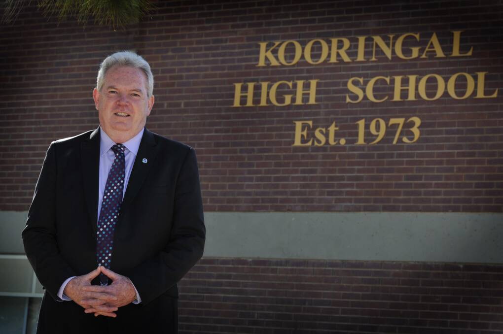 Time: After 16 years in the top job at Kooringal High Glyn Leyshon has retired. Picture: Les Smith. 