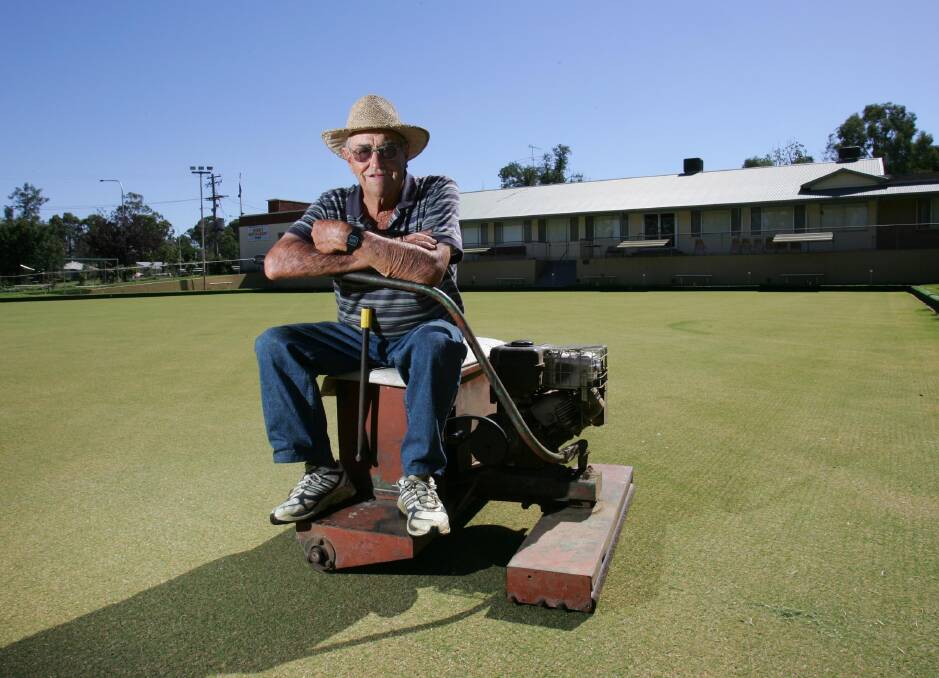 DEDICATED: Leslie Weston maintained the green at the Tarcutta Bowling Club for 17 years and only gave up the volunteer role in the last 12 months. Picture: Les Smith