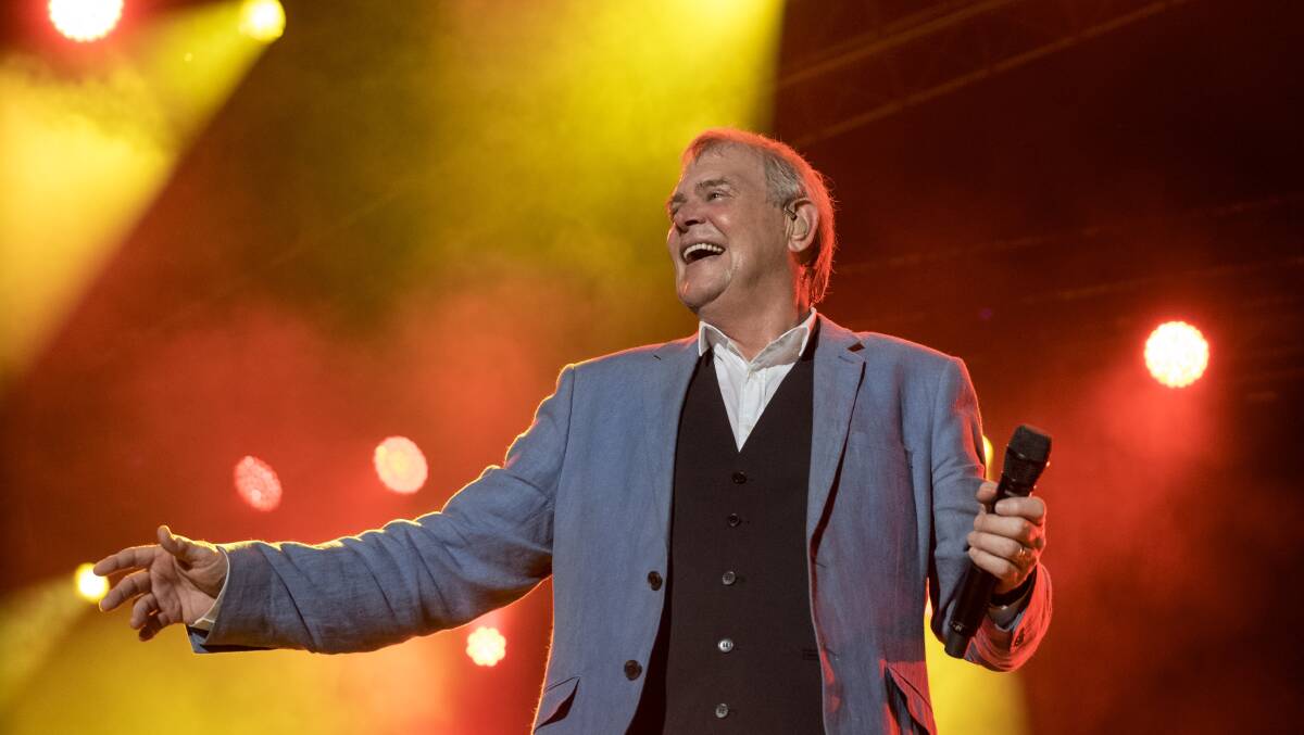 Australian singer John Farnham has been given the "all clear" following cancer treatment. Picture file