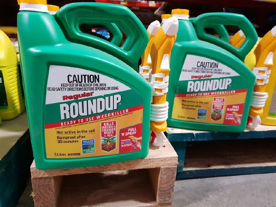 NOTHING TO FEAR: Wagga's farmers and local experts rule out any connection of the country's most popular weedkiller to cancer. 