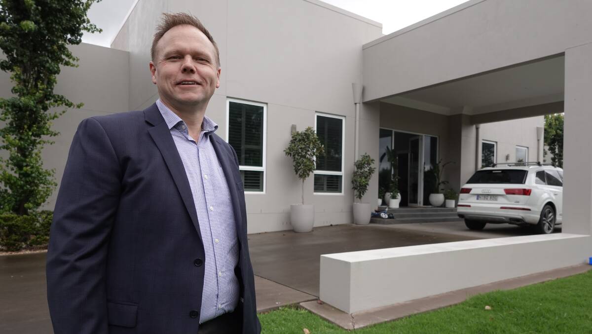 GENEROUS: Wagga real estate agent Grant Harris will be donating his entire sale commission from the Slocum Street mansion to local charities. Picture: Monty Jacka