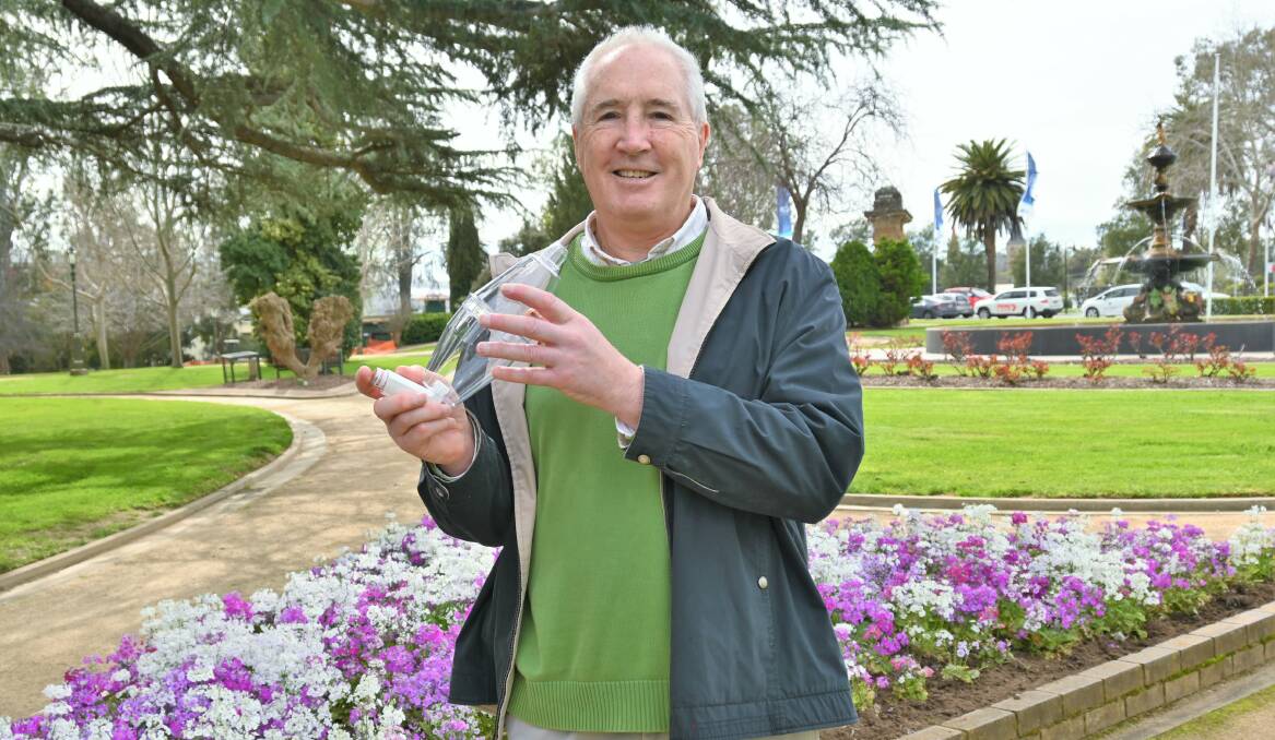 VENTOLIN: Charles Sturt University researcher Bruce Graham, pictured in 2020, said people with allergies to dry grass pollen often have their asthma triggered when in the Wagga region. Picture: Kenji Sato