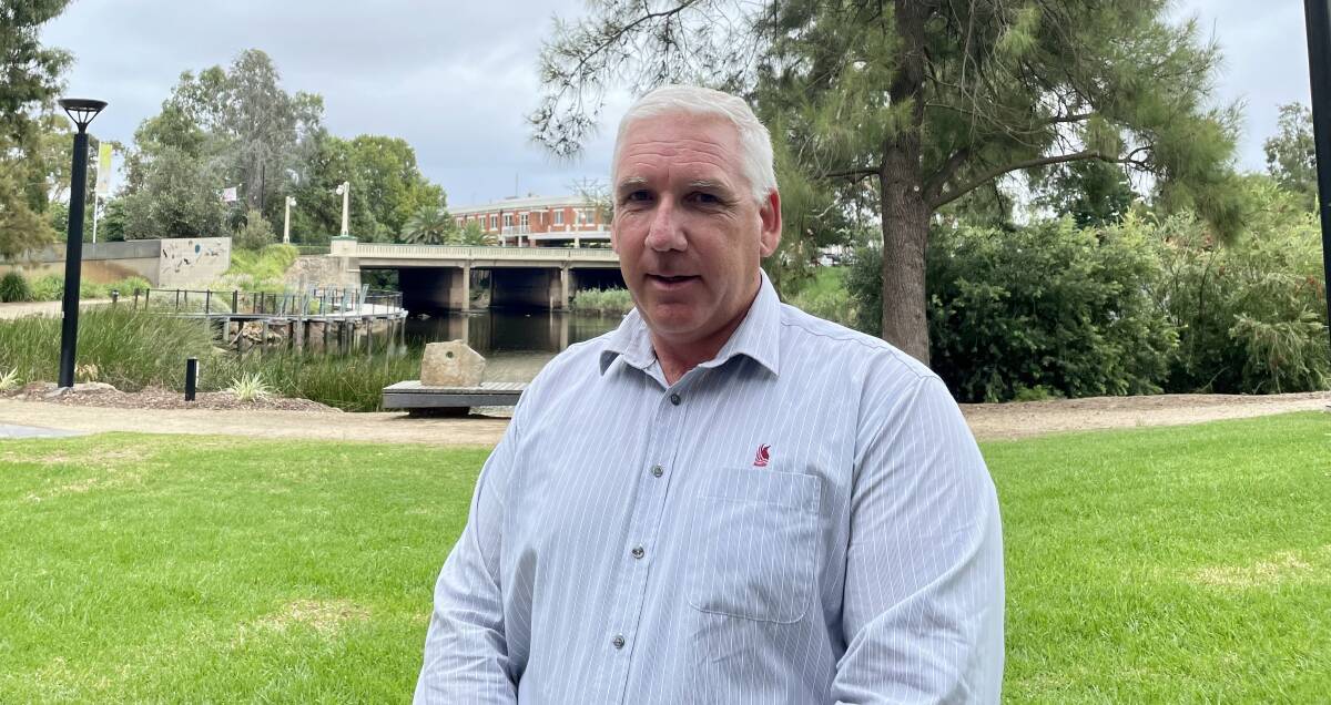 HOPEFUL: Wagga City Council environment manager Mark Gardiner said recent samples show the blue-green algae levels in Lake Albert have dropped. Picture: Angus Thomson